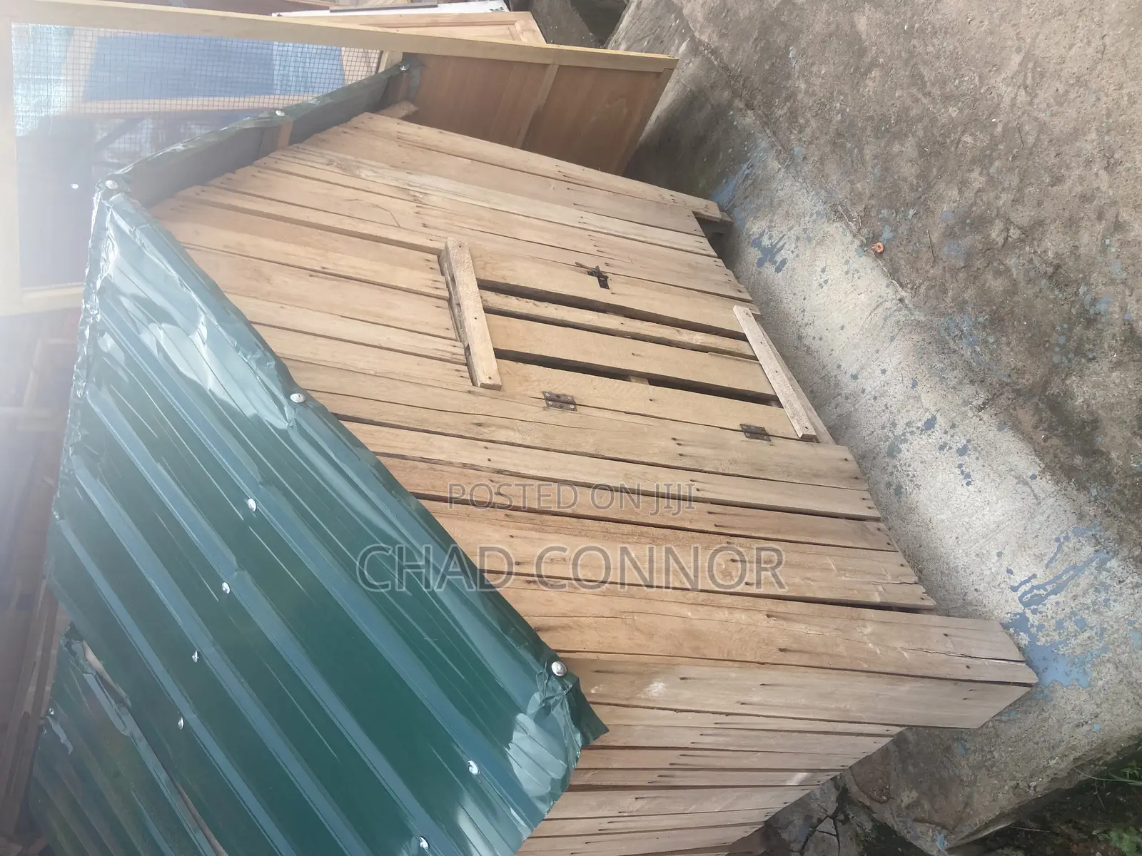 Spacious Dog Cages/ Kennel for Sale