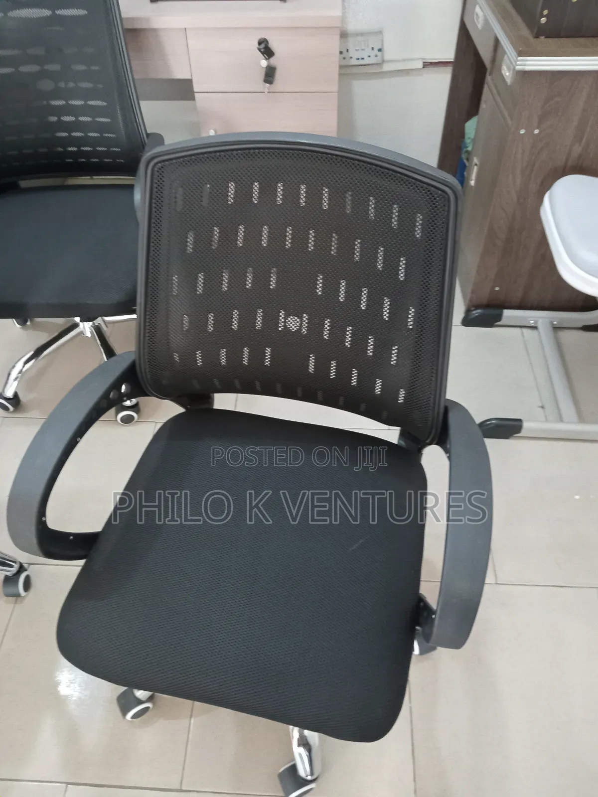 Quality Foam Visitors Chair