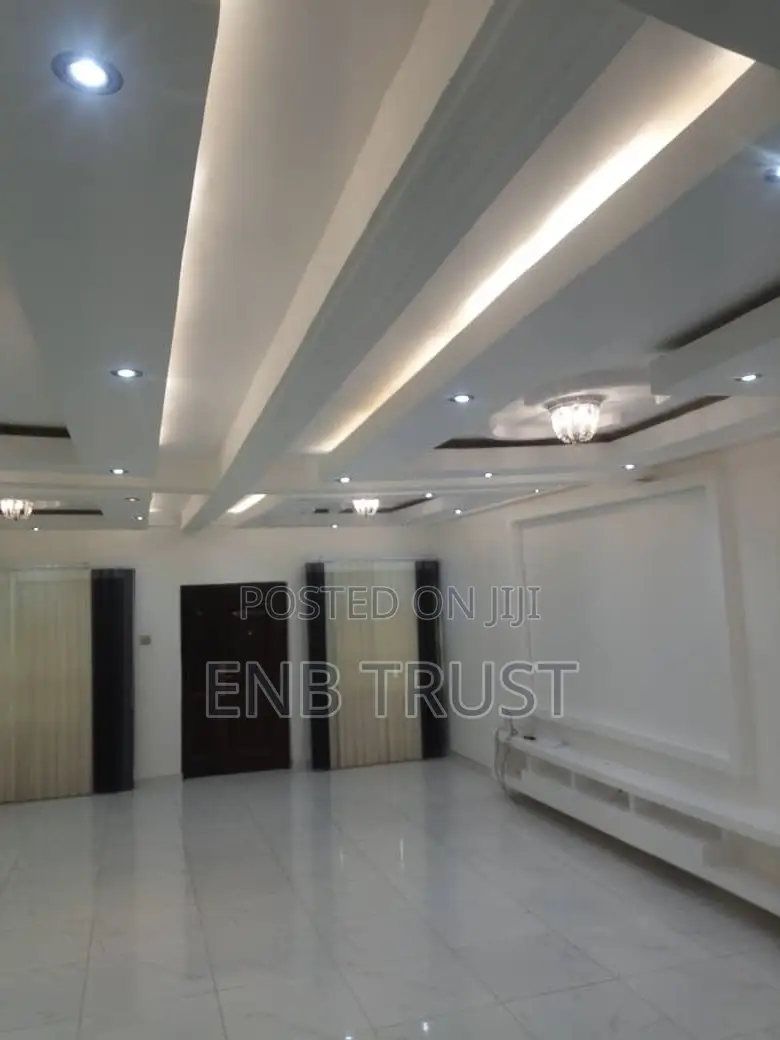 5bdrm House in Kasoa Old Barrier, Toll Booth for sale