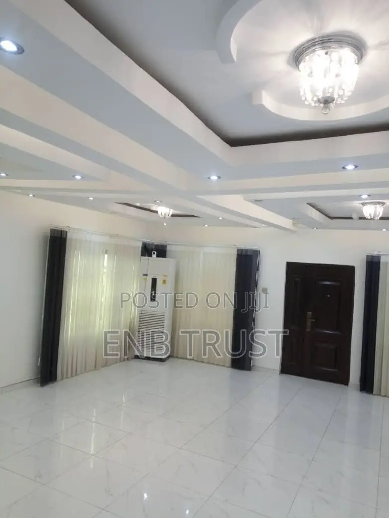 5bdrm House in Kasoa Old Barrier, Toll Booth for sale