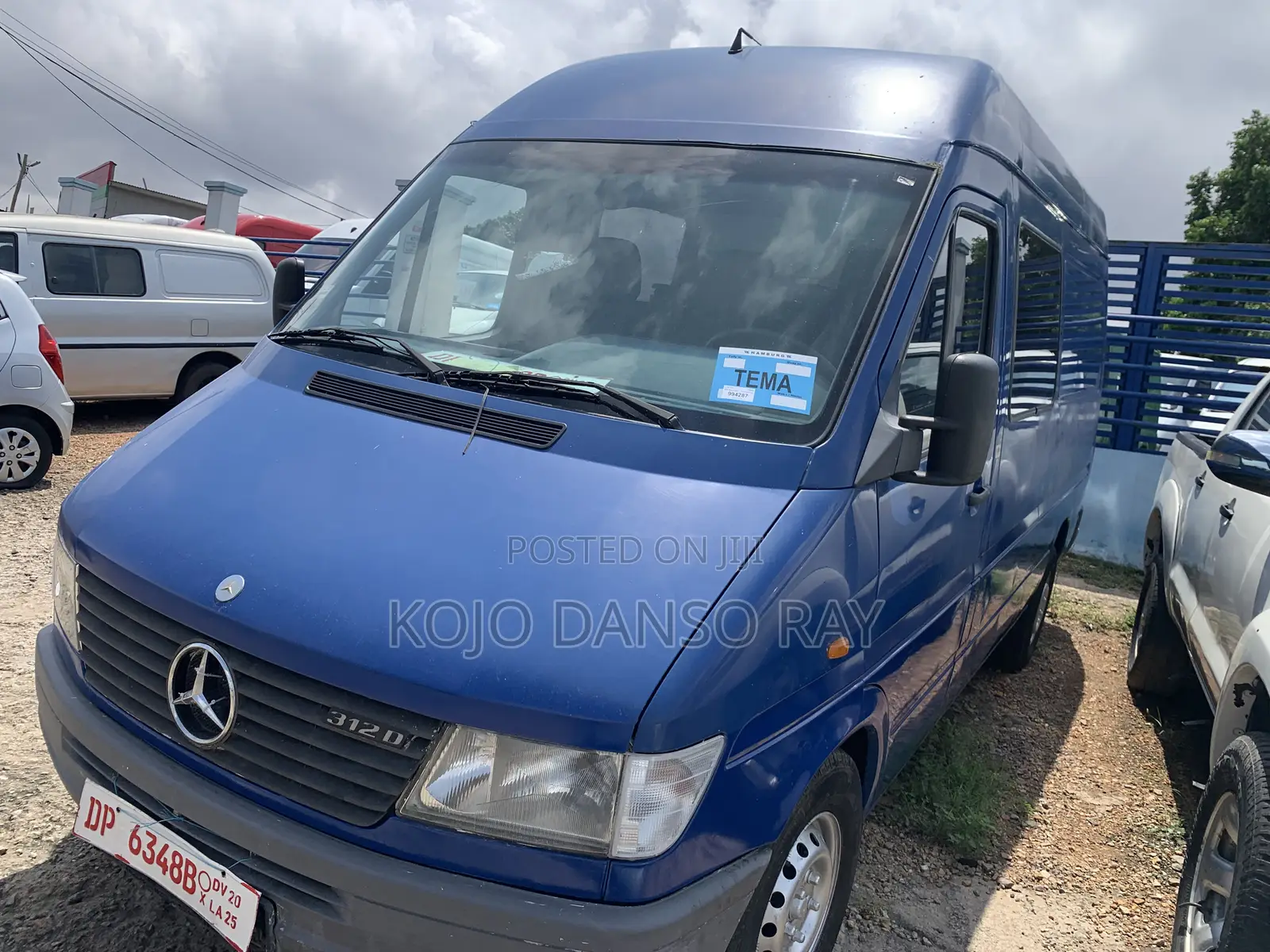 Mercedes-Benz Sprinter 1999 Blue