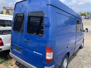 Mercedes-Benz Sprinter 1999 Blue