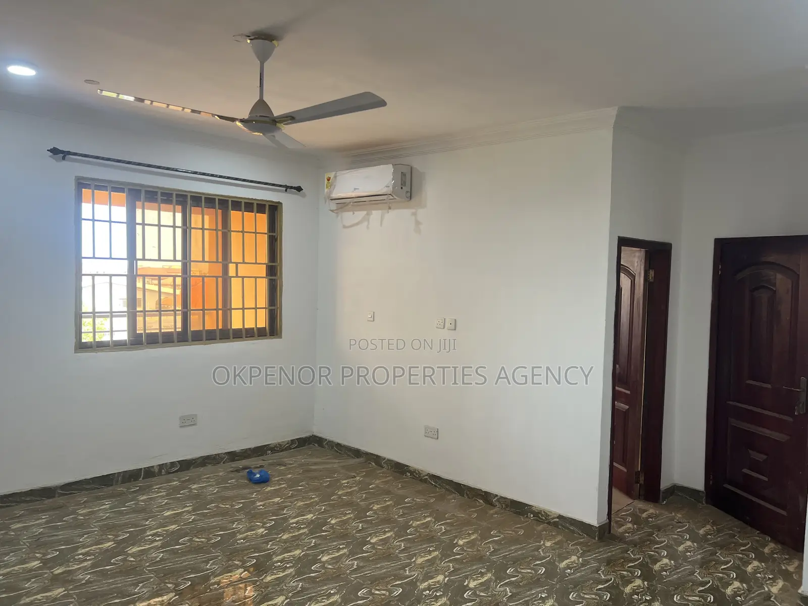 2bdrm Apartment in Coast Estate, Baatsona Total for rent
