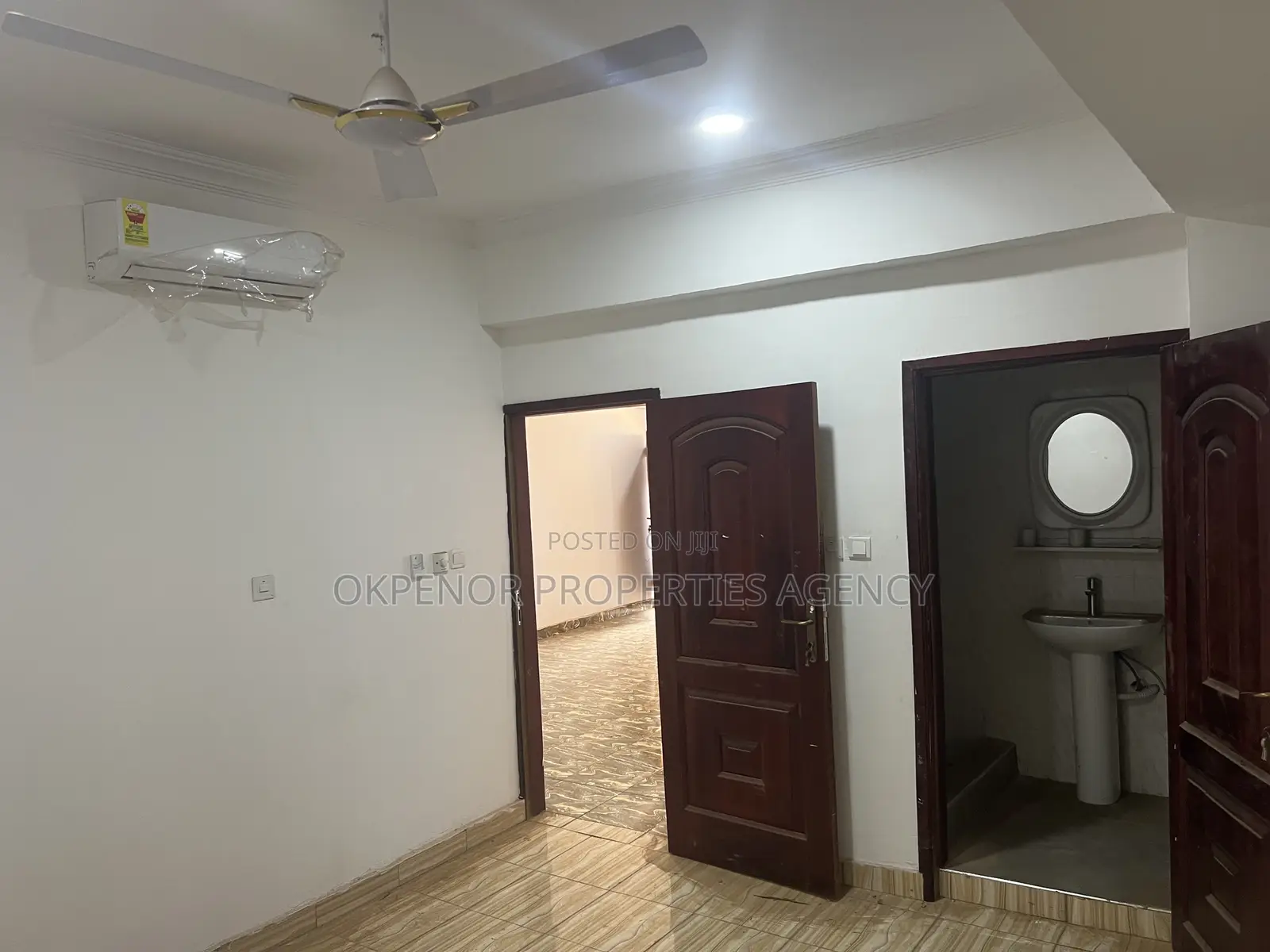 2bdrm Apartment in Coast Estate, Baatsona Total for rent
