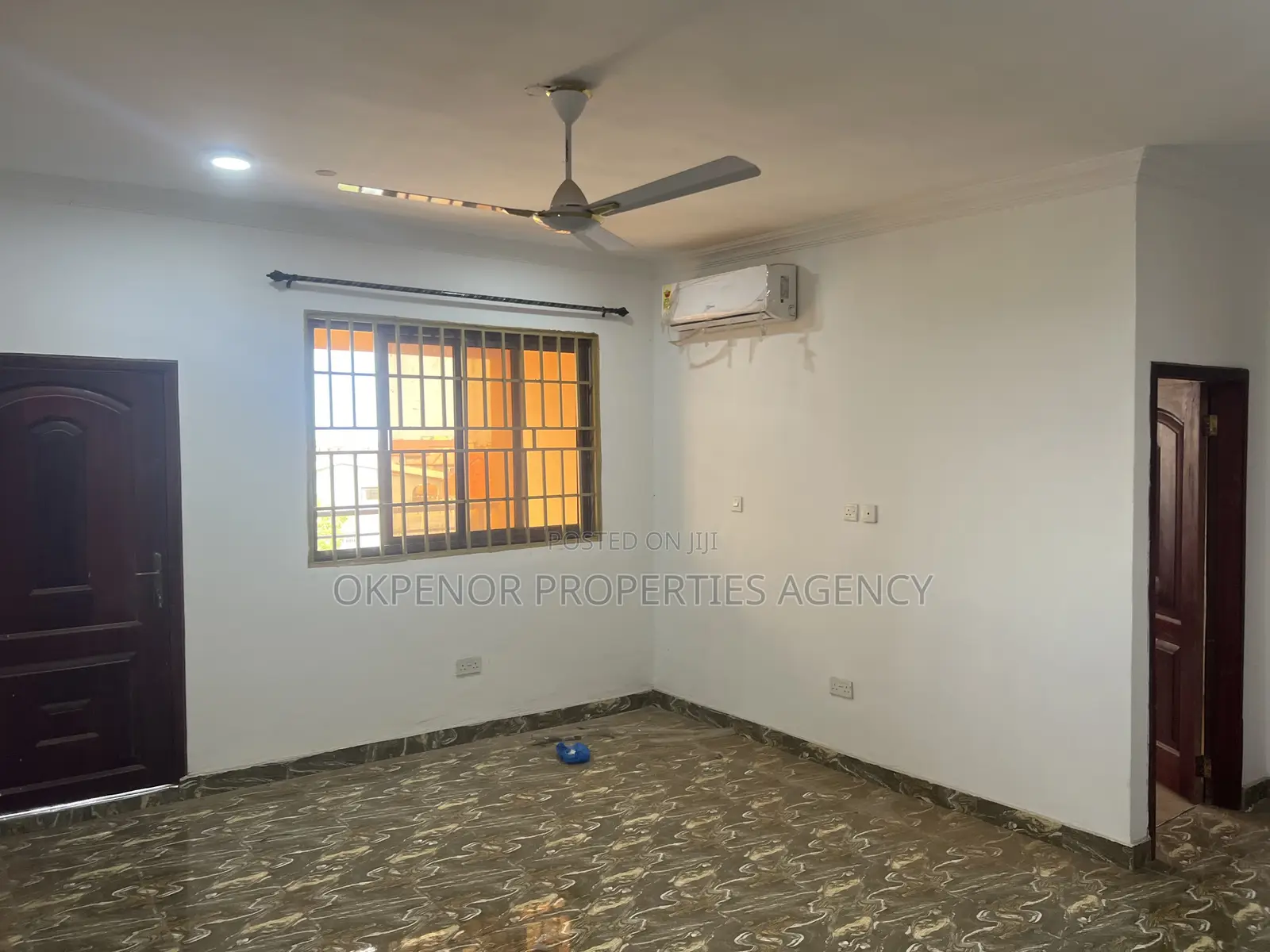 2bdrm Apartment in Coast Estate, Baatsona Total for rent