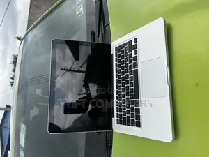 Laptop Apple MacBook 2012 8GB Intel Core I5 HDD 500GB
