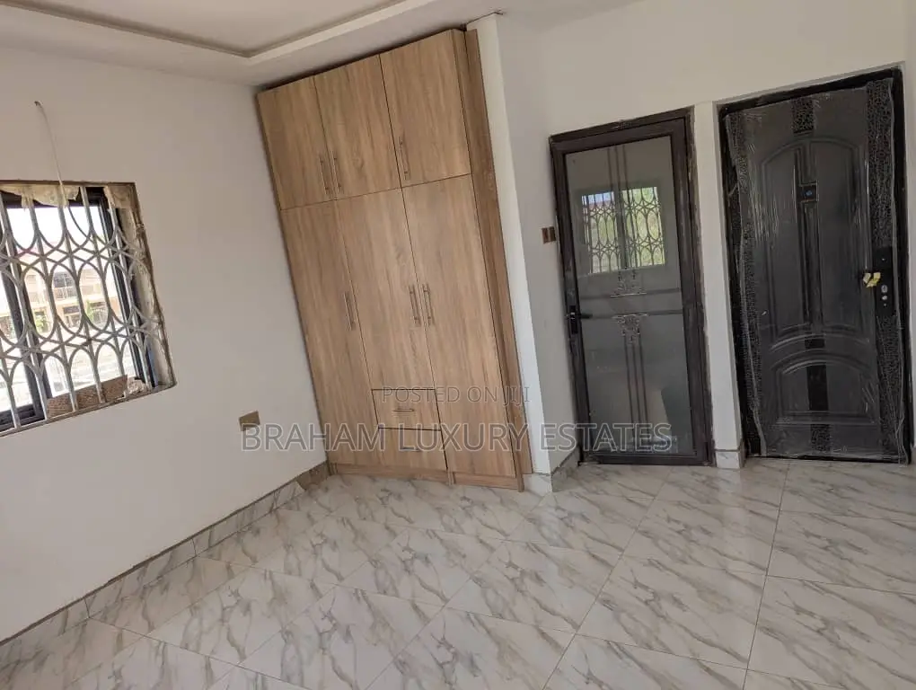 2bdrm Apartment in Braham Luxury, Achimota for rent