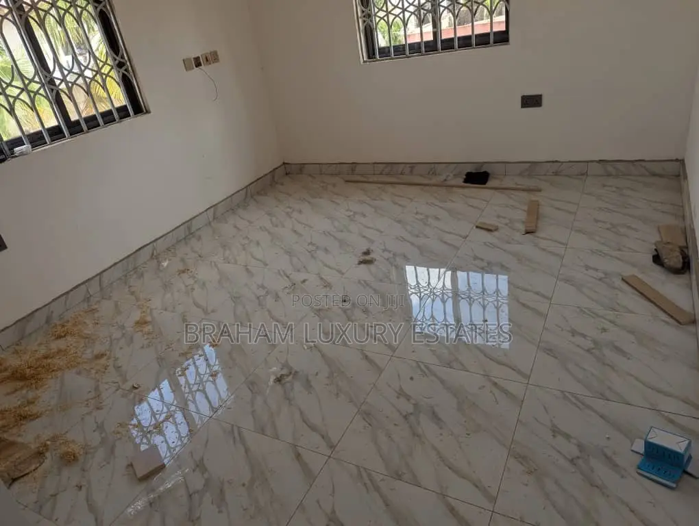 2bdrm Apartment in Braham Luxury, Achimota for rent