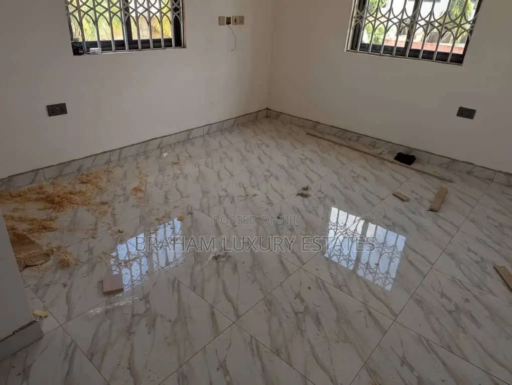 2bdrm Apartment in Braham Luxury, Achimota for rent