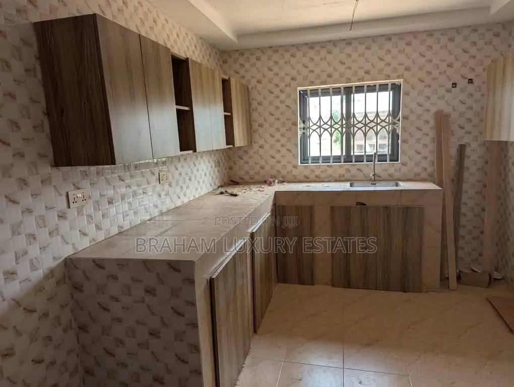 2bdrm Apartment in Braham Luxury, Achimota for rent