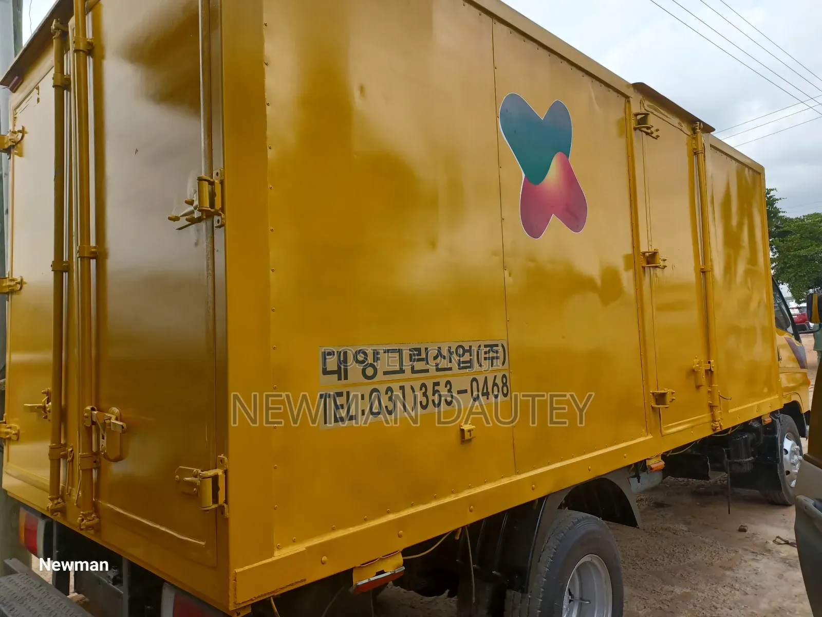 Hyundai Mighty Box