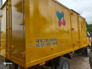 Hyundai Mighty Box