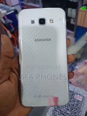 Samsung Galaxy A8 32 GB White