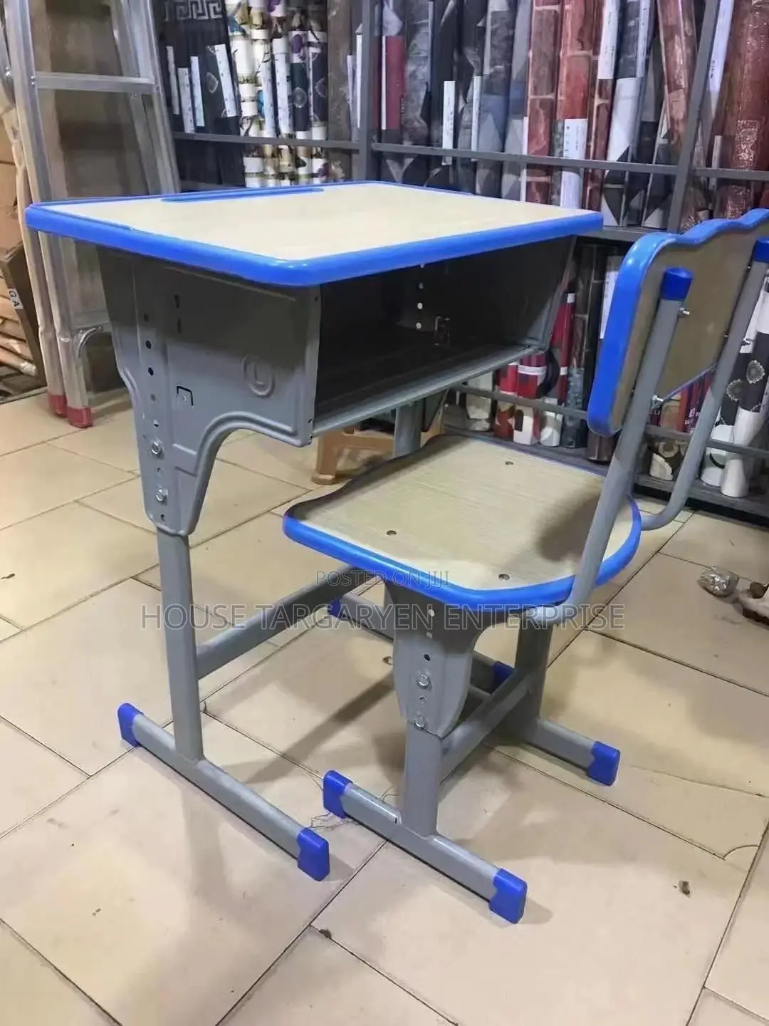 Student Desks