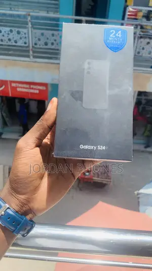New Samsung Galaxy S24 128 GB Purple