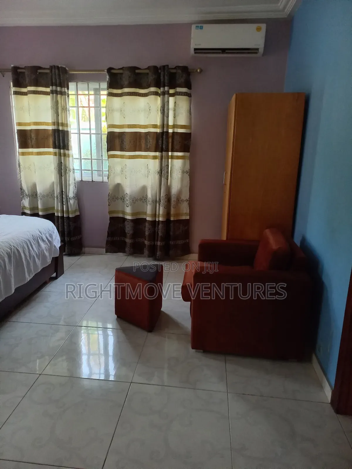 Fully Furnished 4 Master Bedrooms Apartment at Apowa