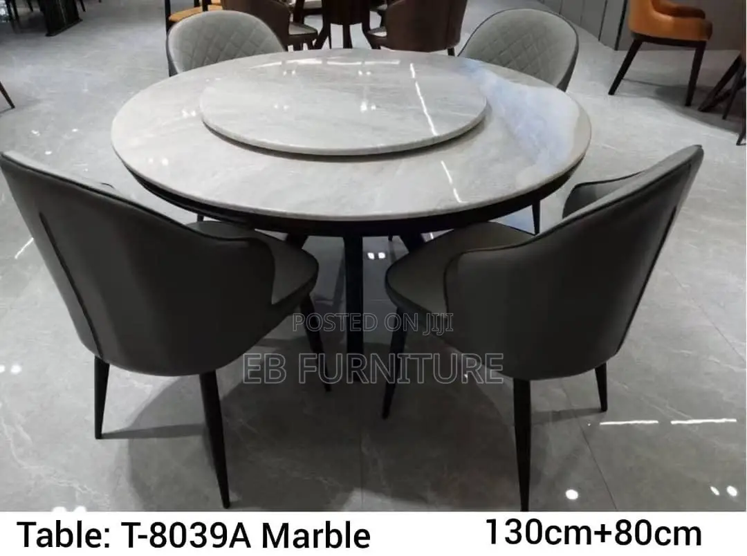Mable Dining With Four Chairs