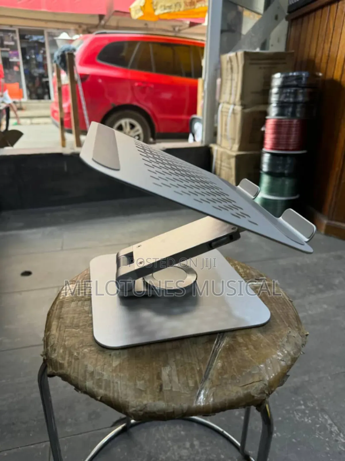Perfect Foldable Laptop Stand