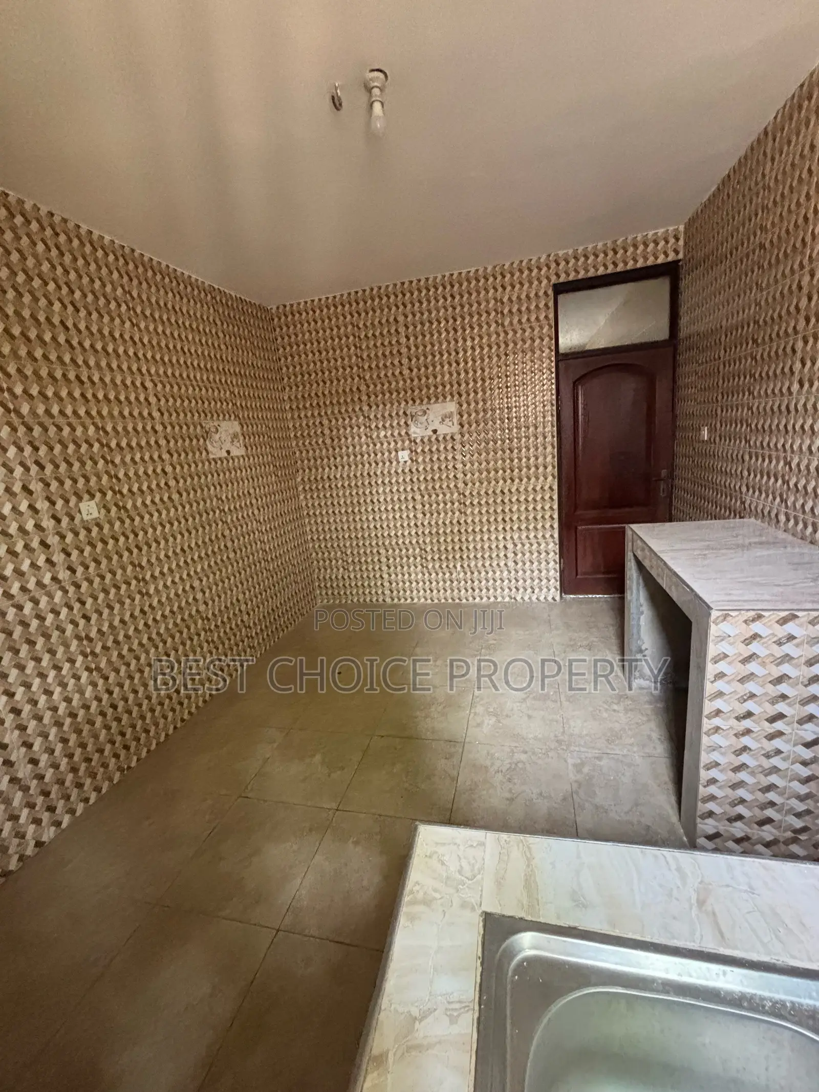 3bdrm Apartment in Frahfraha, Frafraha for rent