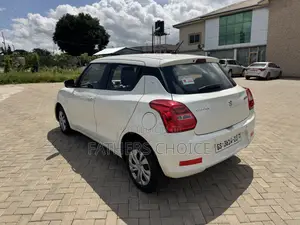 Suzuki Swift RS 2023 White