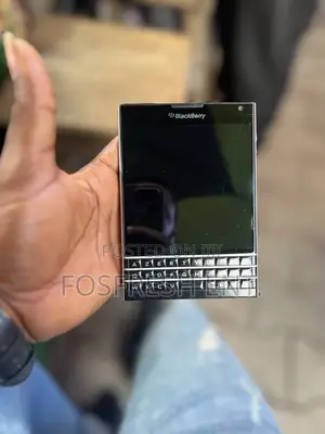 BlackBerry Passport 32 GB Black