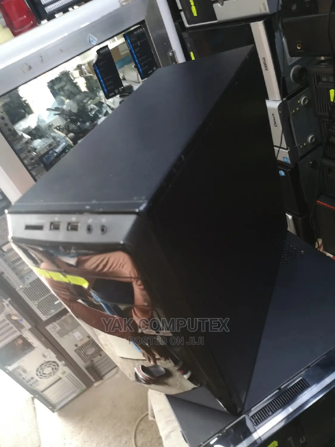 Desktop Computer HP 8GB Intel Core i7 HDD 1T