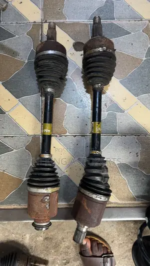 Acura RDX Front Shaft.