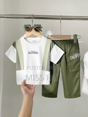 2pcs T-Shirt and Olive Green Cargo Pants. 9-12m