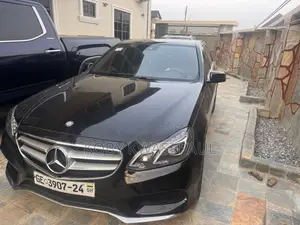 Photo - Mercedes-Benz E350 2014 Black