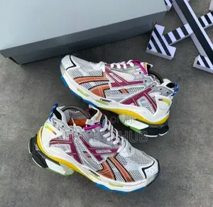 Balenciaga Runner