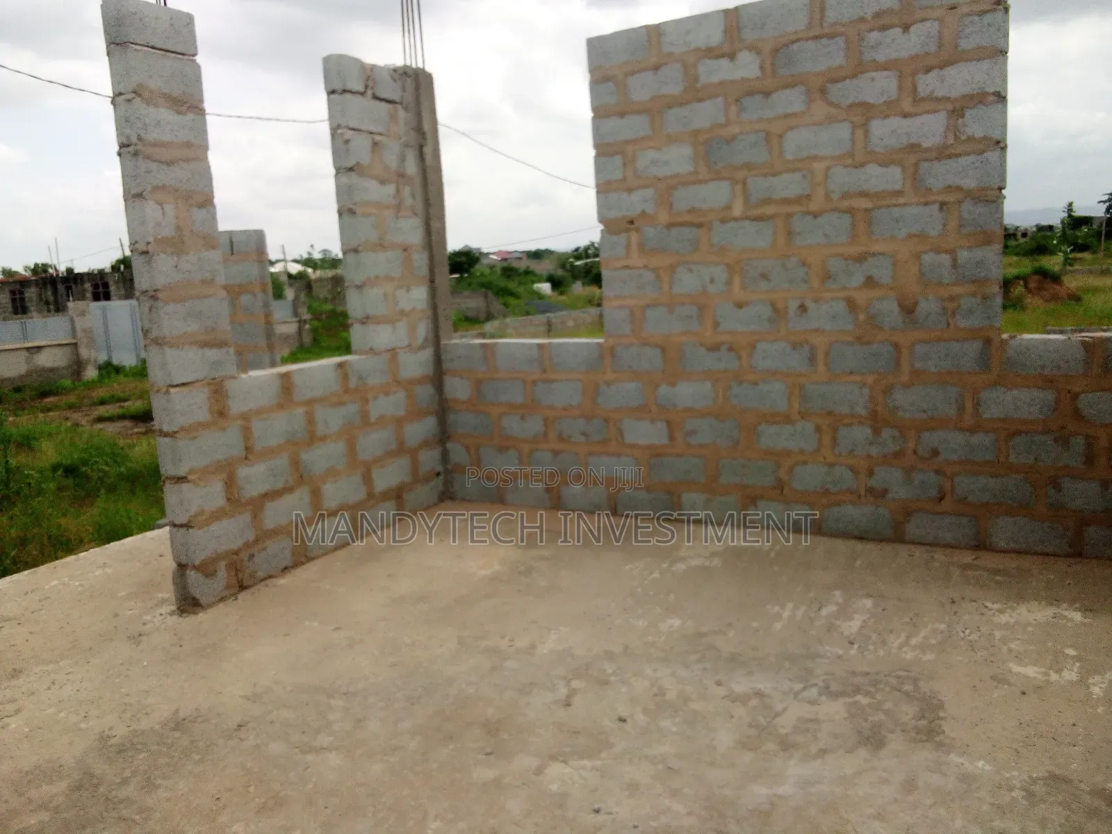 3bdrm Duplex in School Junction for sale