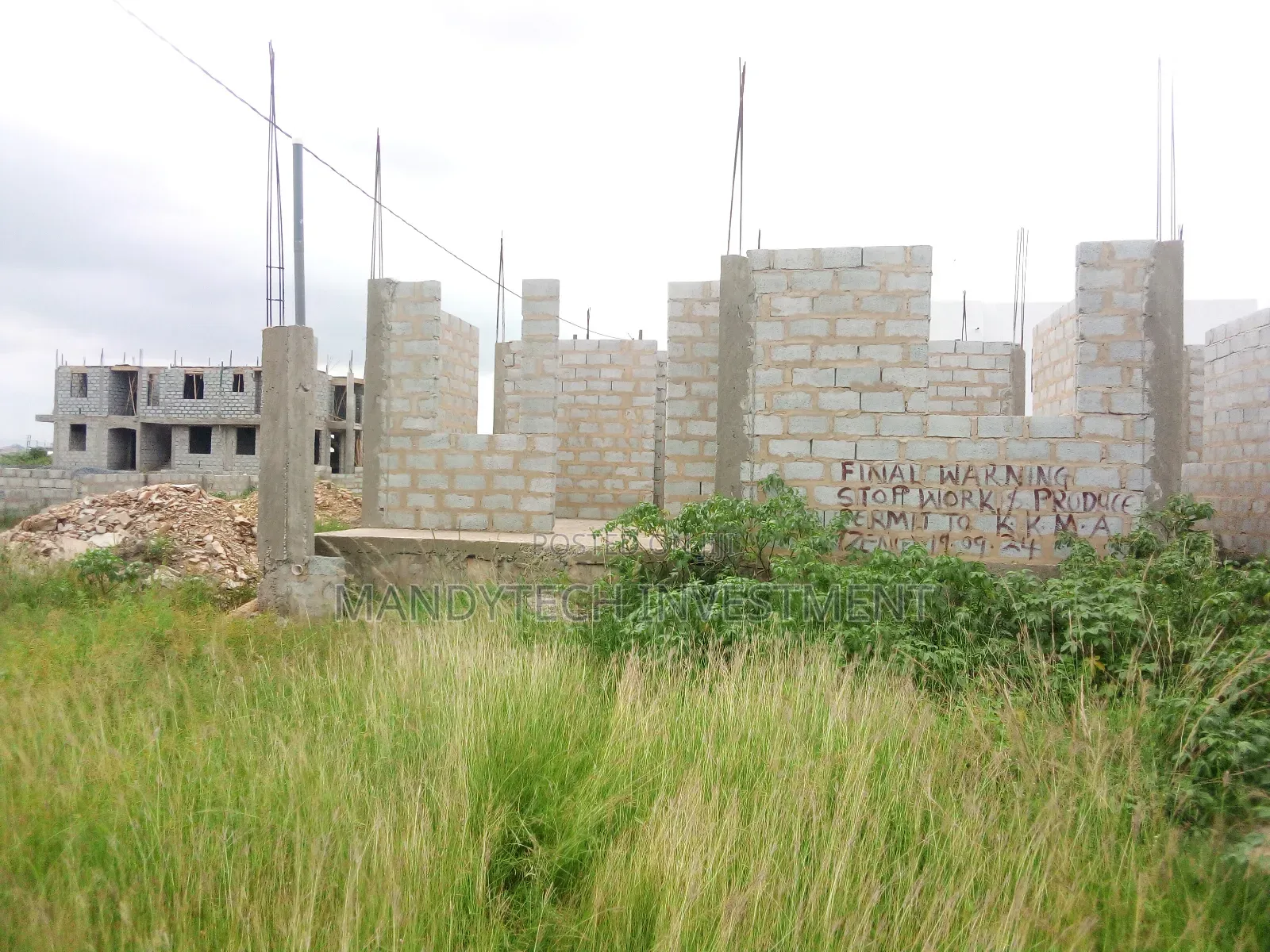 3bdrm Duplex in School Junction for sale
