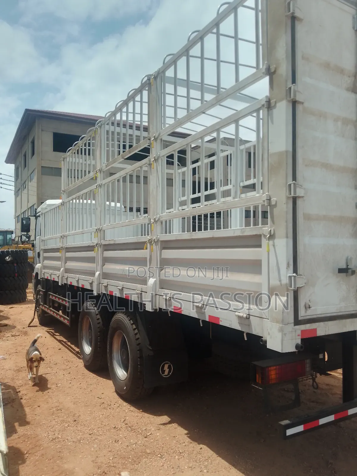 Cargo Trucks Available, 6×4, 10wheel Trucks. Shachman 4sale