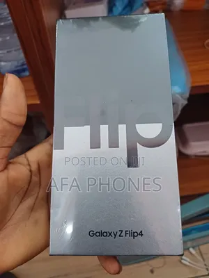 New Samsung Galaxy Z Flip4 256 GB Black