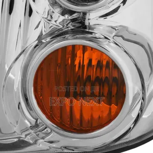 Nissan Frontier 2001-2004 Head Light