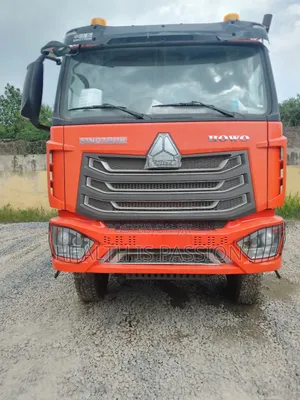 12wheel 25cubic Tipper Truck for Sale.Sinotruck