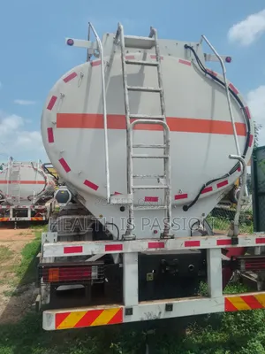 Fuel Tankers ,20000liters 27,000liters for Sale