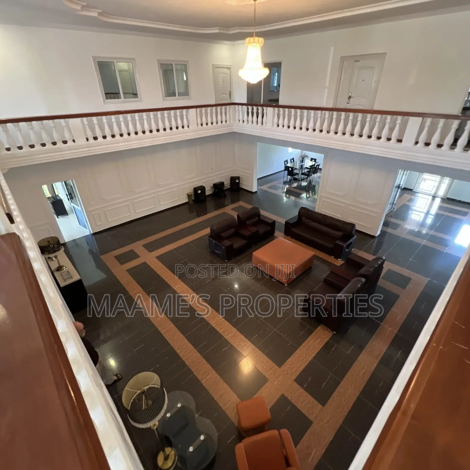 7bdrm Mansion in Aburi for sale
