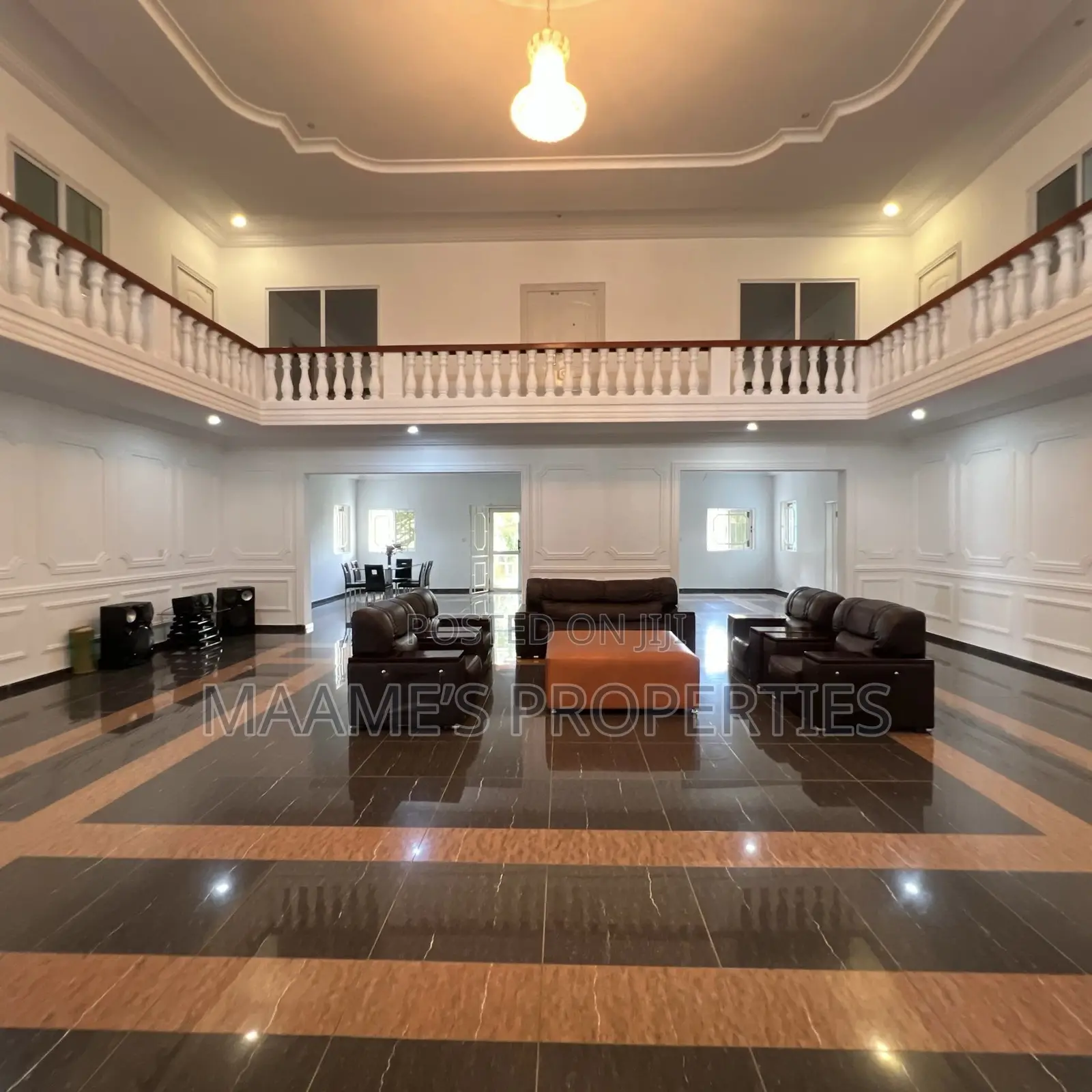 7bdrm Mansion in Aburi for sale