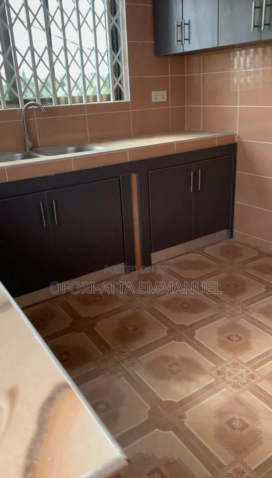 2bdrm Apartment in Amasaman 3Junction, Pokuase for rent
