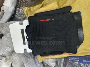 Toyota Tacoma Floor Mat Set
