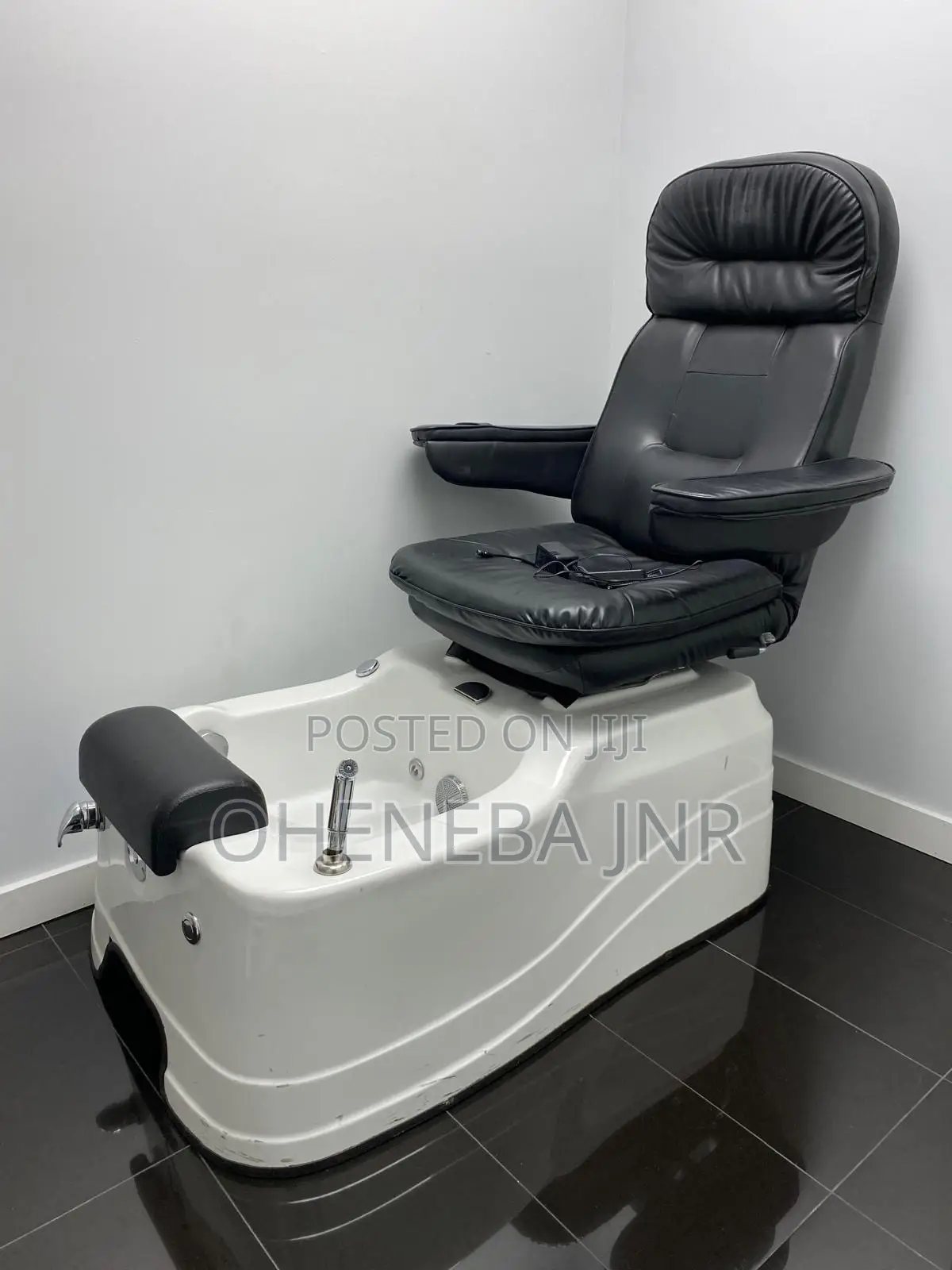 Pedicure Machine