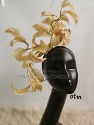 Photo - Gold Fascinator