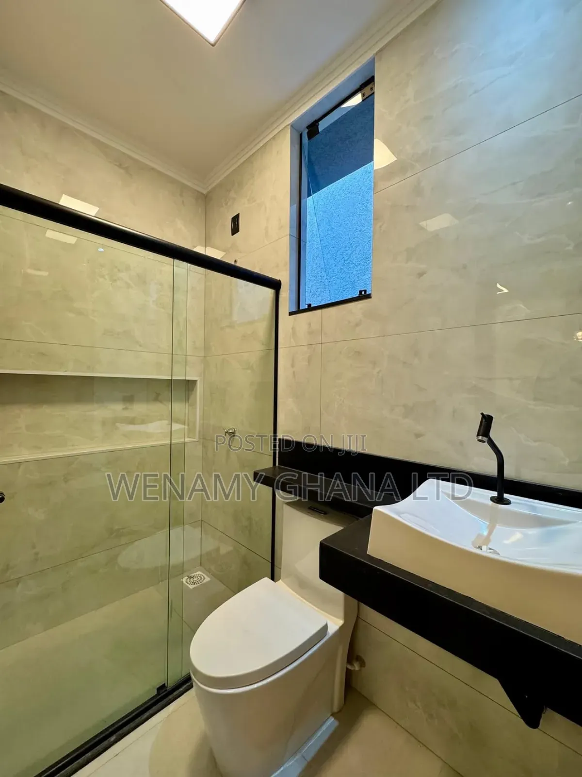 3bdrm House in Accra for sale