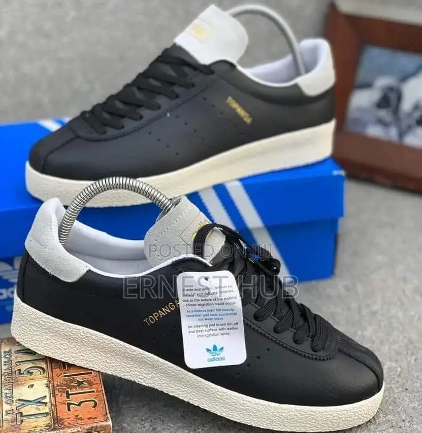Adidas Topanga Black/White