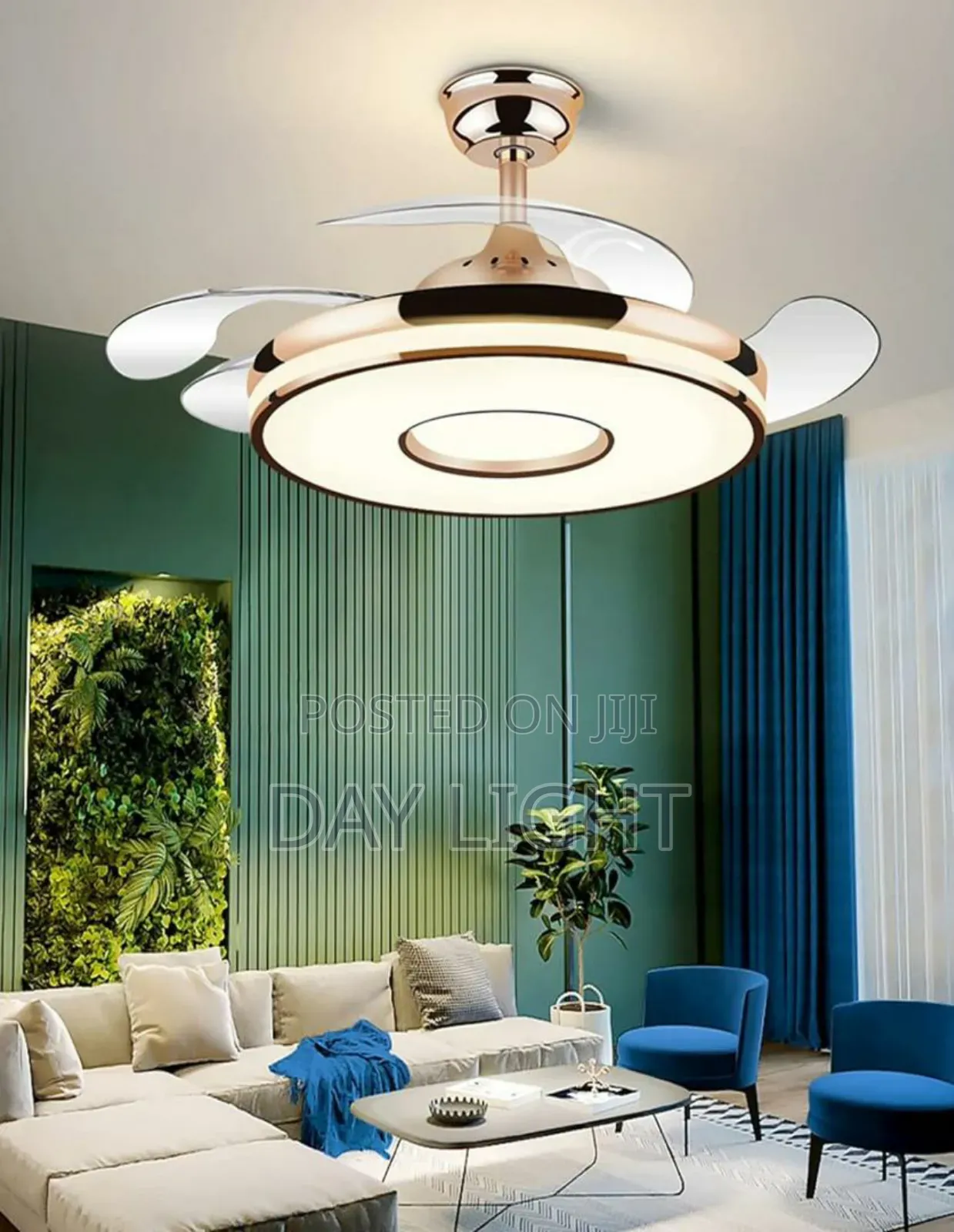 D22 Golden Fan With Light