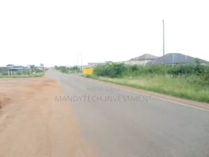 Classic Lands Ideal For Commercial