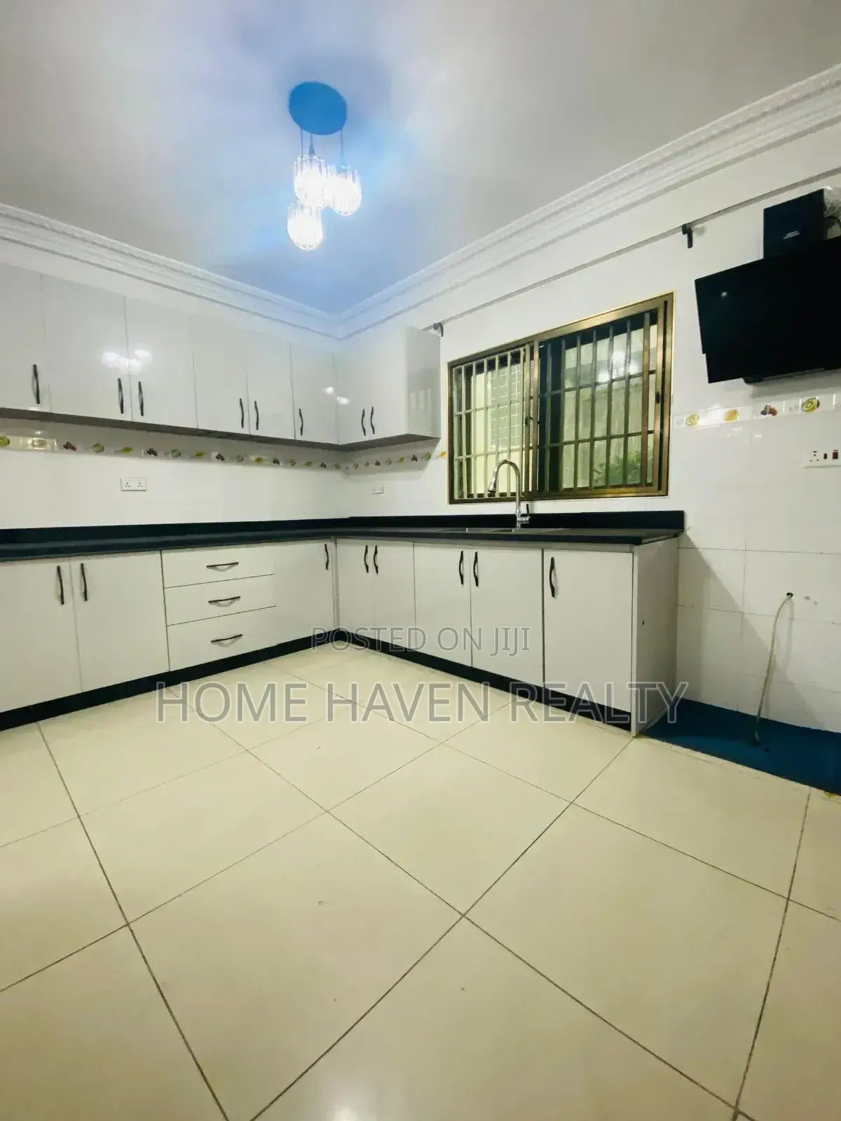 4bdrm House in Cantonment, Cantonments for rent