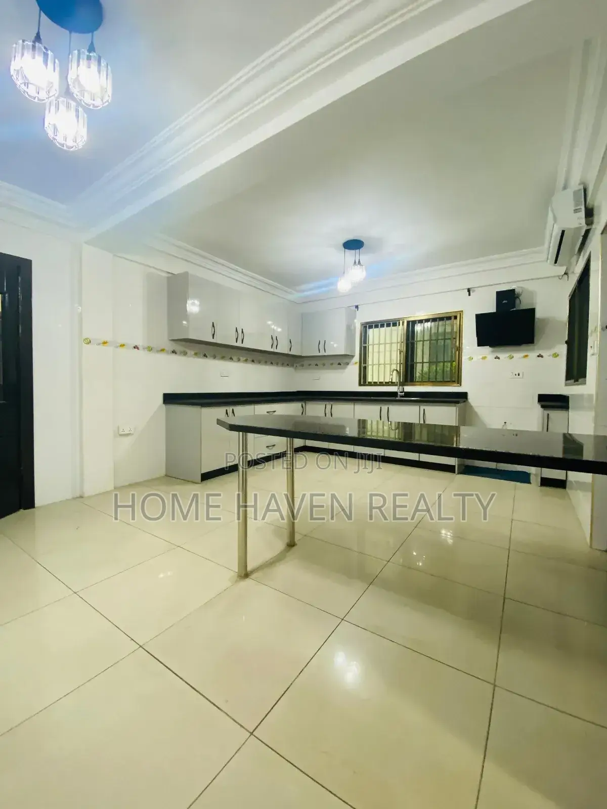 4bdrm House in Cantonment, Cantonments for rent