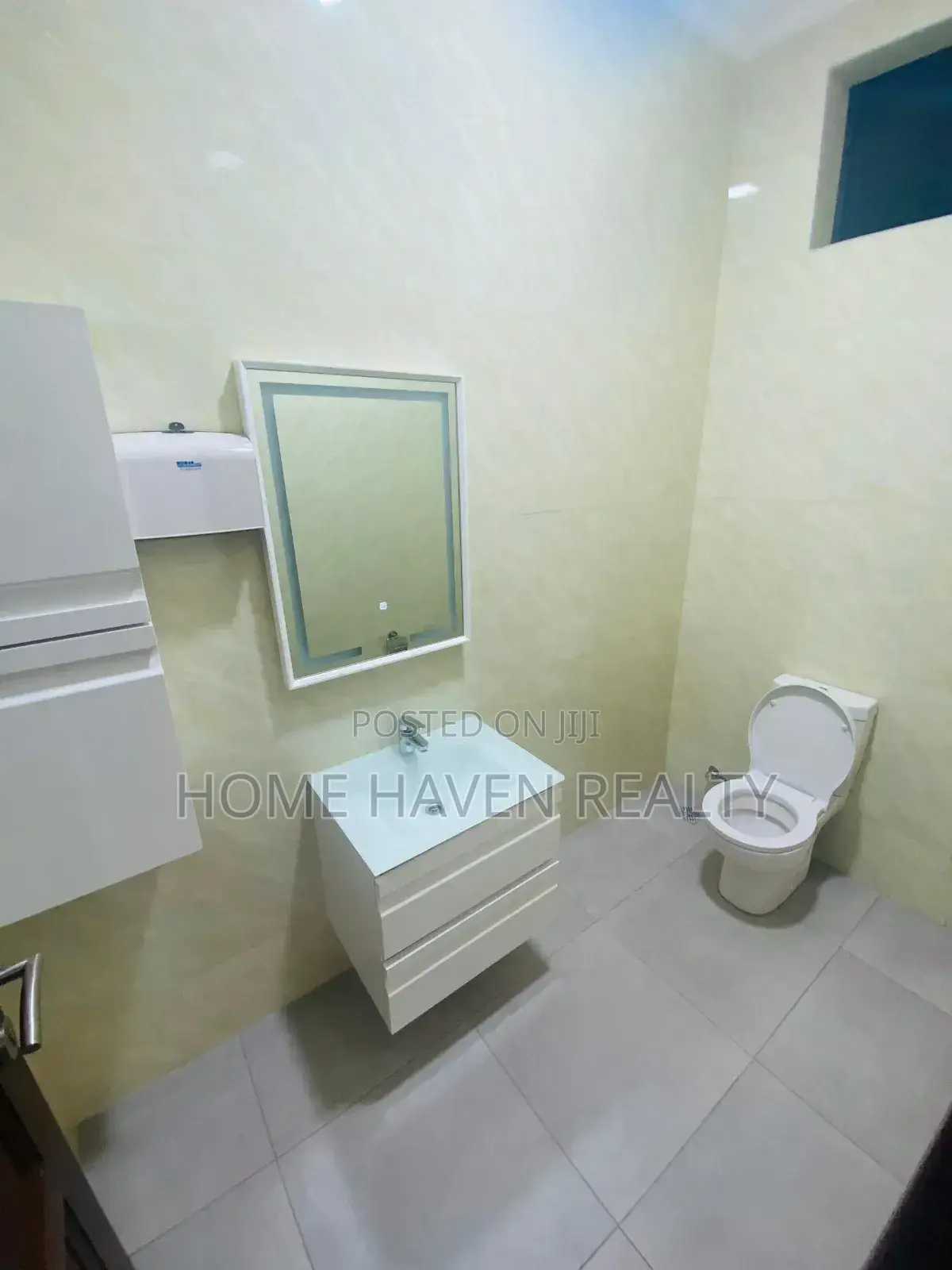 8 Office Rooms for Rent at Kanda Estate